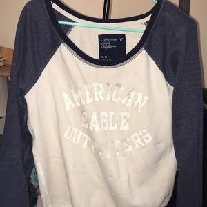 American Eagle crew neck